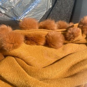 Shawl with tassels and balls